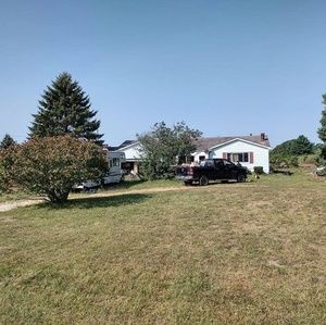 Meet your Posher, Clay